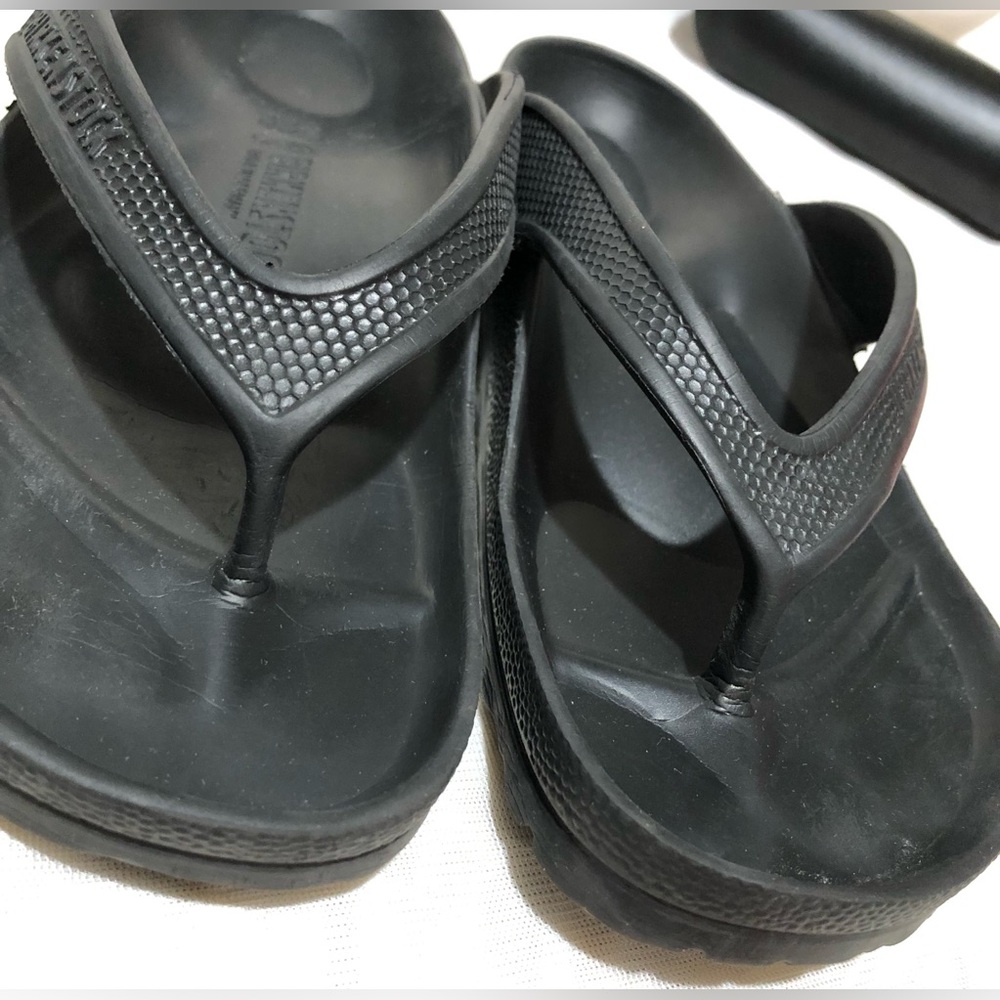 Birkenstock Black Flip Flops - Picture 4 of 9